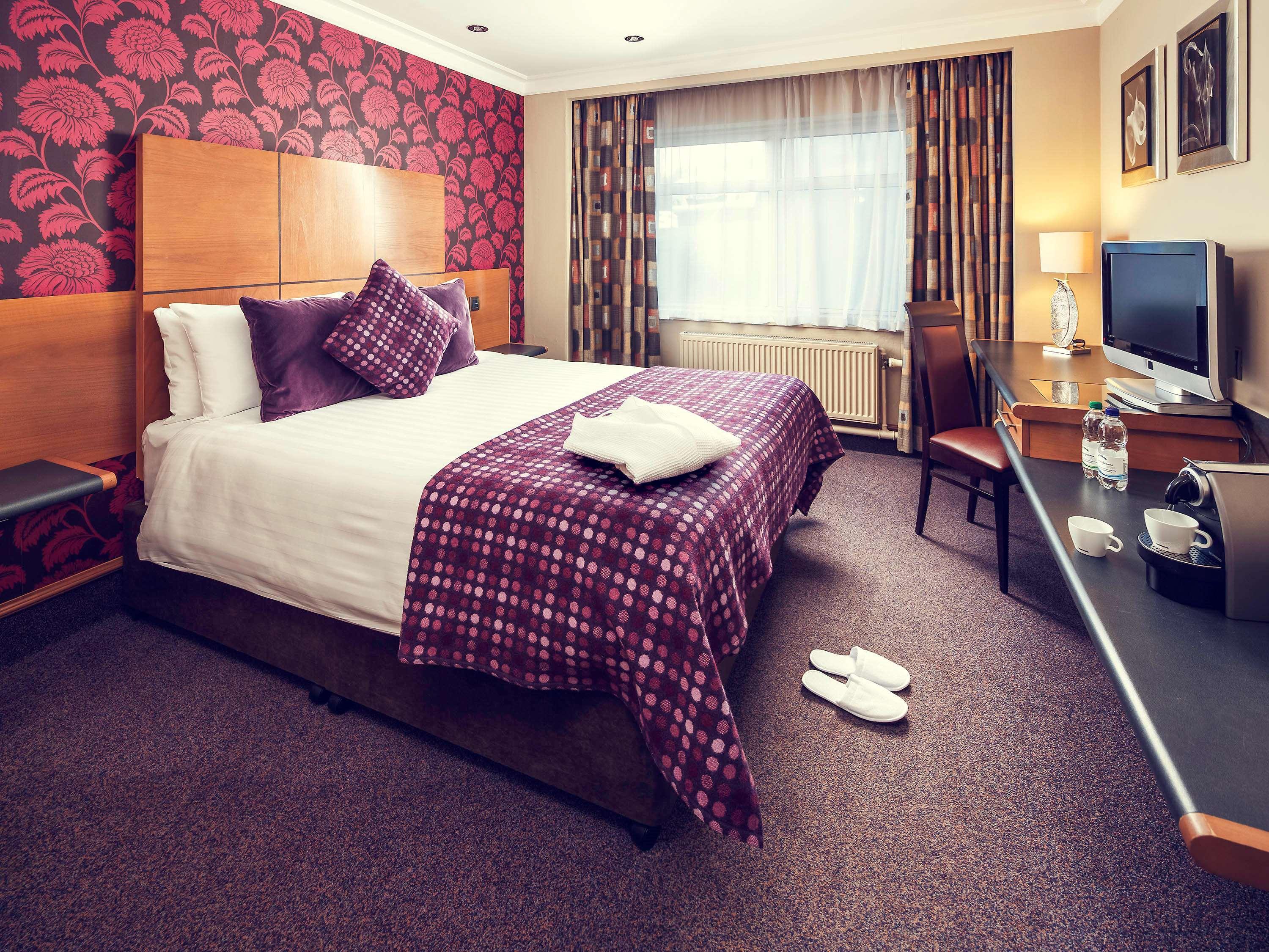 Mercure London Watford Hotel Экстерьер фото