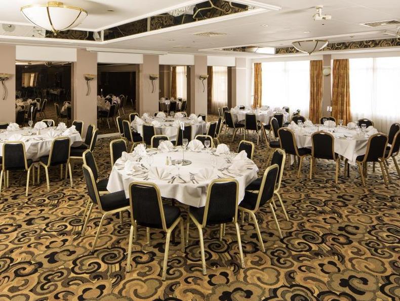 Mercure London Watford Hotel Экстерьер фото