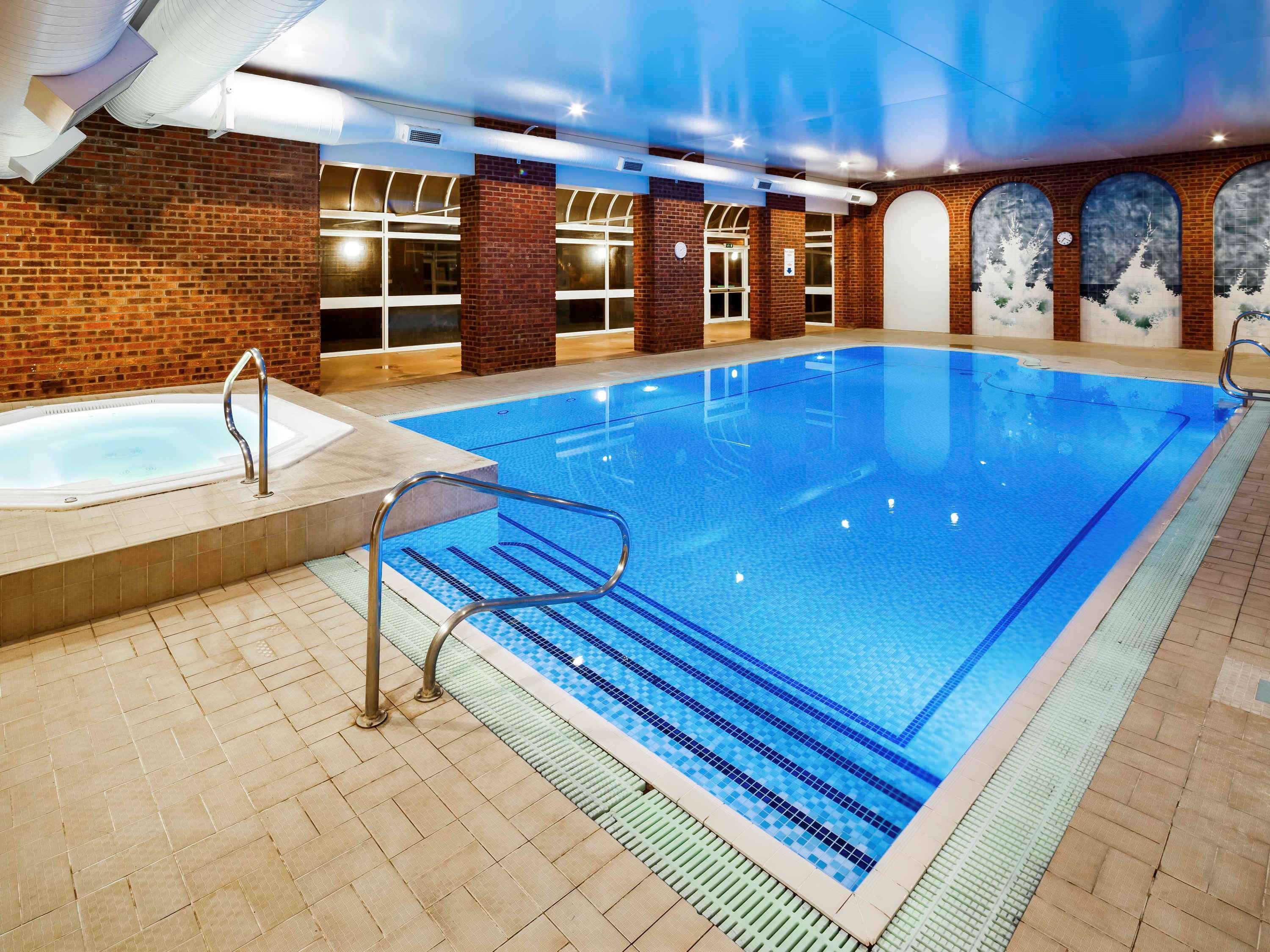 Mercure London Watford Hotel Экстерьер фото