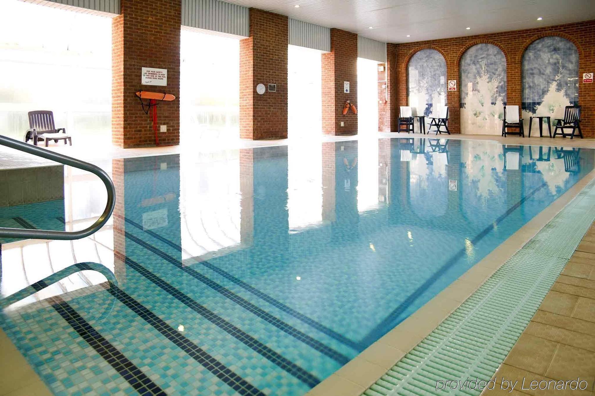 Mercure London Watford Hotel Удобства фото