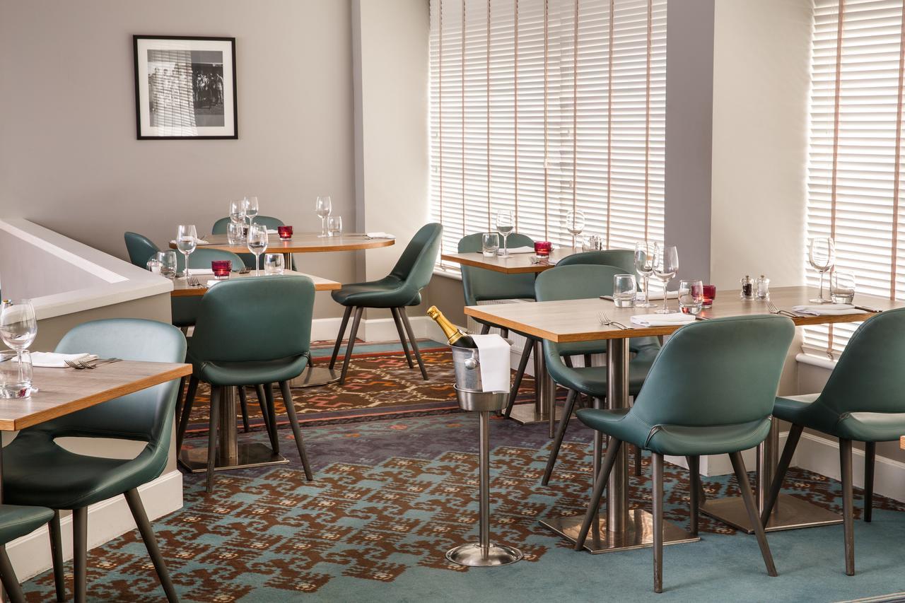 Mercure London Watford Hotel Экстерьер фото